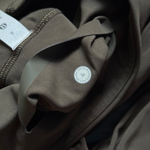 Lululemon Women's Base Pace High-Rise Tight 28" - Army Green - Picture 6 of 9